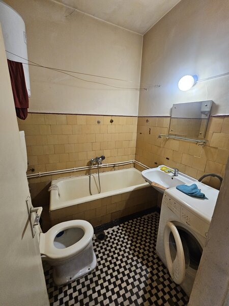 Batiste, Universitate,