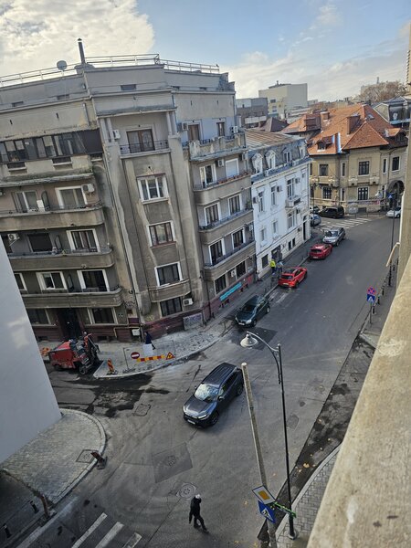 Batiste, Universitate,